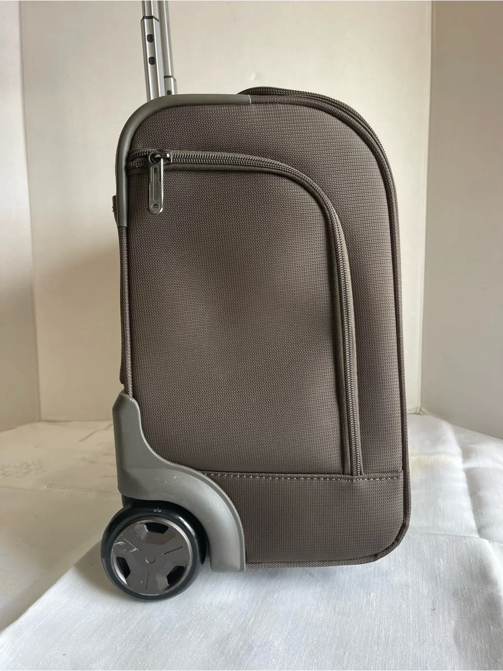 Delsey Paris delsey paris